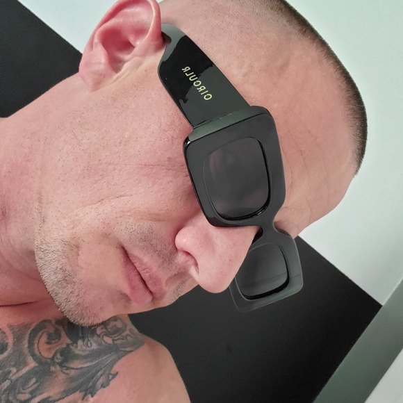 CIRCULR Gustavo - Black Sunglasses - Picture 4 of 5